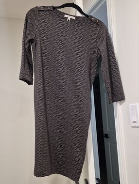 Geometric Midi Dress in Navy and White with Button-Shoulder Detail